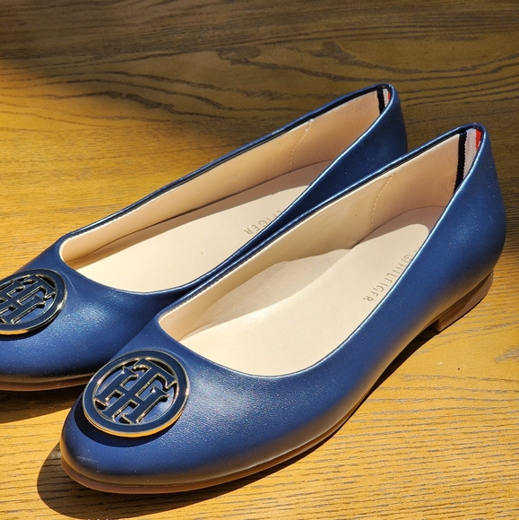 Tommy Hilfiger Women's Ganima Dark Blue Classic Ballet Flats Size 5.5 - Picture 4 of 7